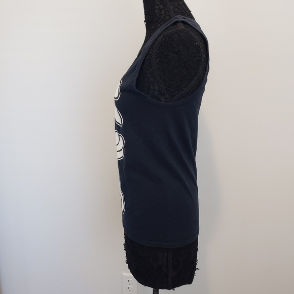 Disney Women's Mickey Hands Blouse Tank Top Size Small - Picture 3 of 8